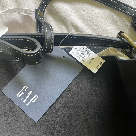 Gap Vegan Suede Bucket Bag w/ Detachable Purse - Picture 3 of 4